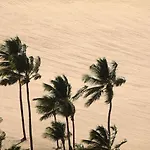 Hy Beach Flats - Santa Maria